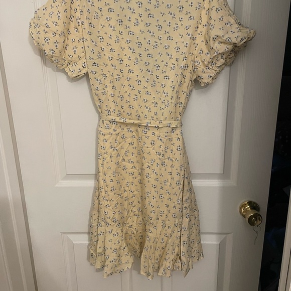 Trixxi - Picture 2 of 2